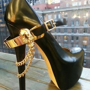 ZiGiny Skull Jane platform heels